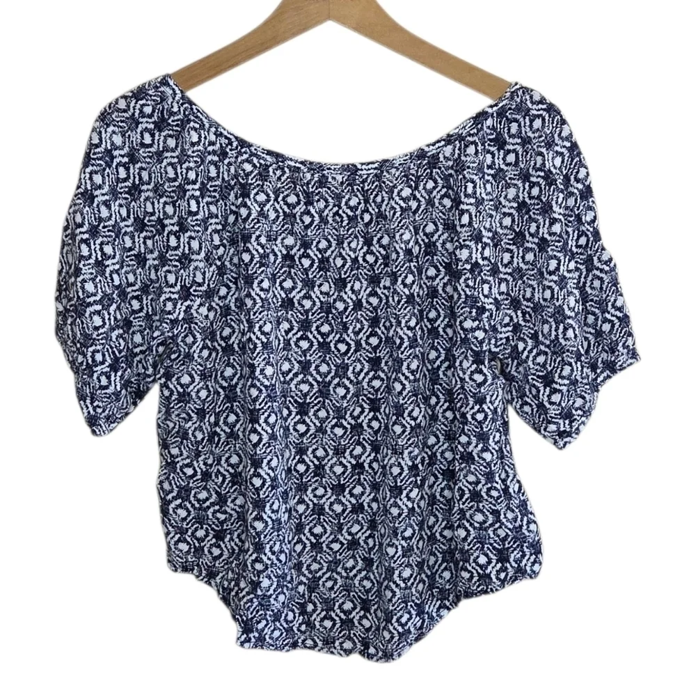 Abercrombie & Fitch | Navy White Print Boho Puff Sleeve Top Round Hem Size Small